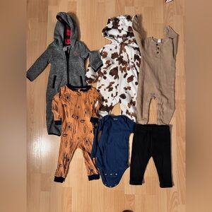 12-18 mths lot Old Navy, Carters $20 in good  condition other